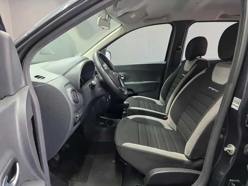 Dacia Lodgy Stepway, 7 SITZER, NAVI, R-KAMERA, AHK 01/2022-photo-9