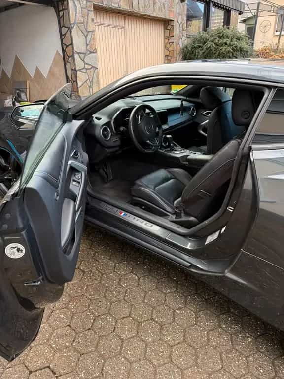 Chevrolet Camaro 6.2 V8 - MagneticRide - EU - UNFALLFREI 05/2017-photo-4