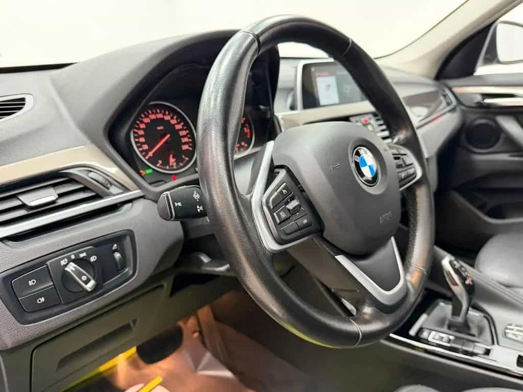 BMW X1 sDrive  Navi/Freisp/Temp/Sitzheizung 01/2018-photo-9