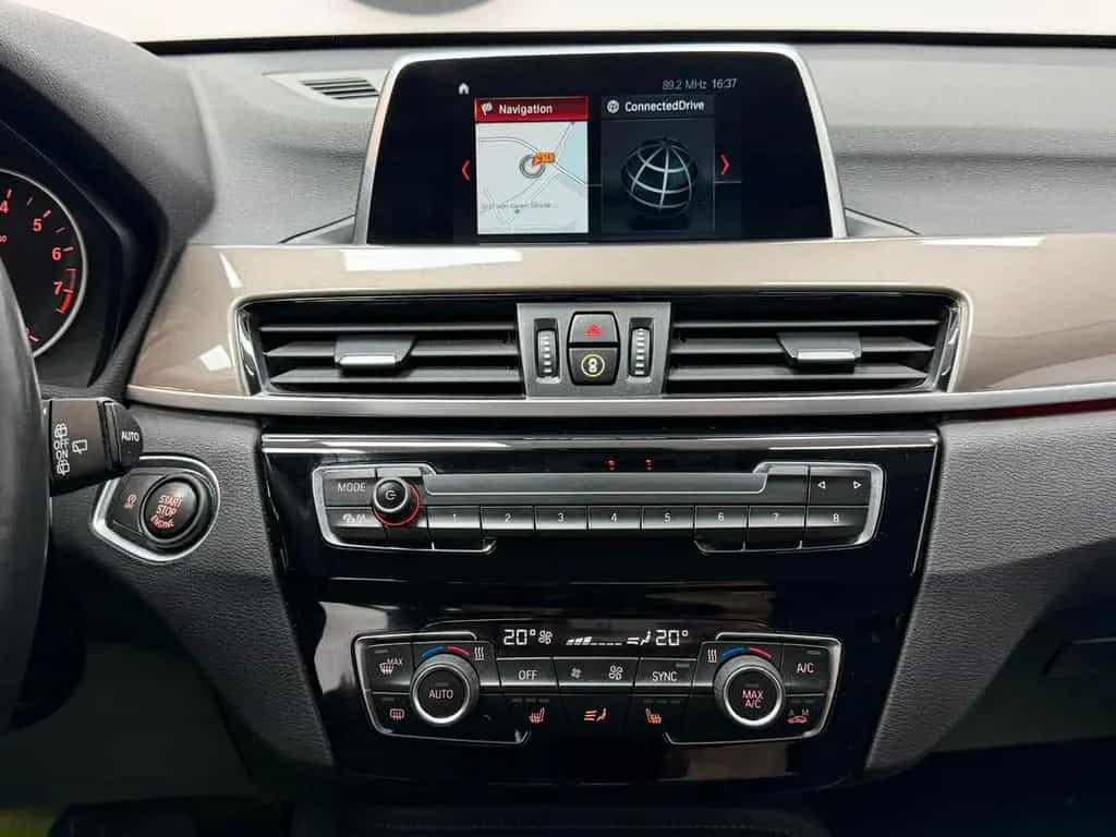 BMW X1 sDrive  Navi/Freisp/Temp/Sitzheizung 01/2018-photo-17