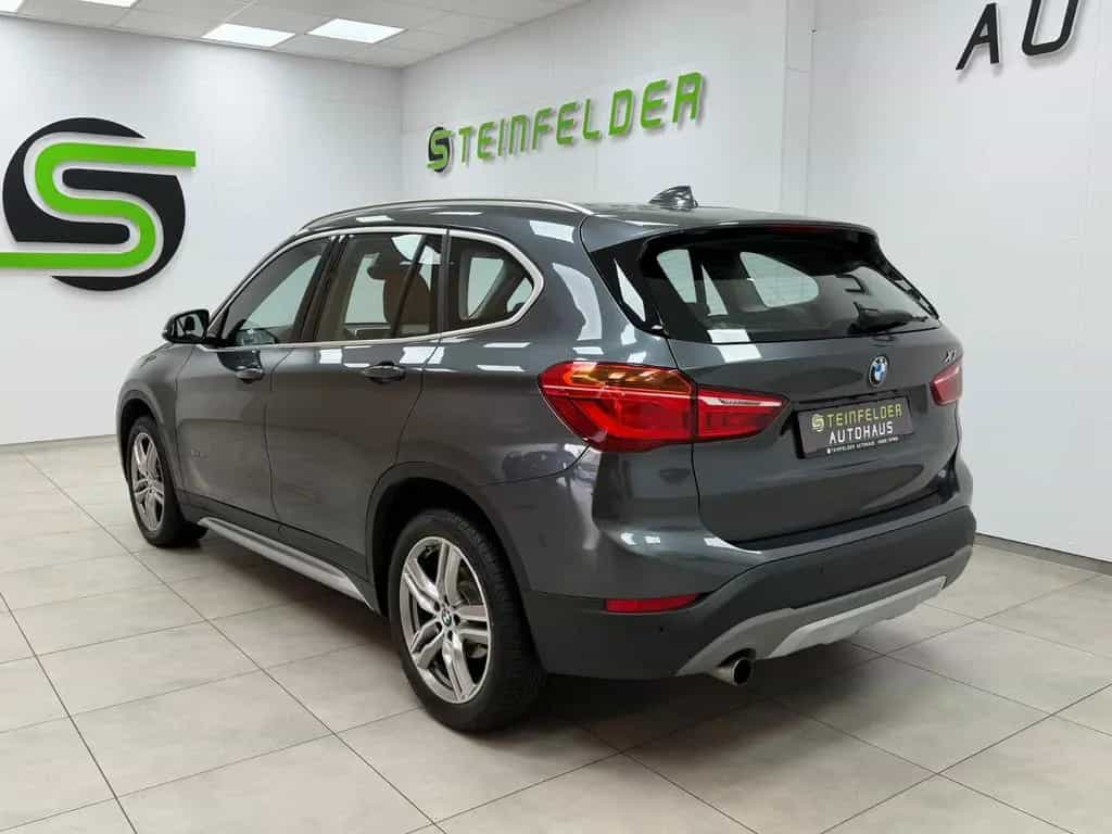 BMW X1 sDrive  Navi/Freisp/Temp/Sitzheizung 01/2018-photo-3