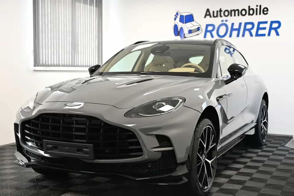 Aston Martin DBX 707 / China Grey / Sandstorm / 23 Zoll / New 04/2026-photo-0