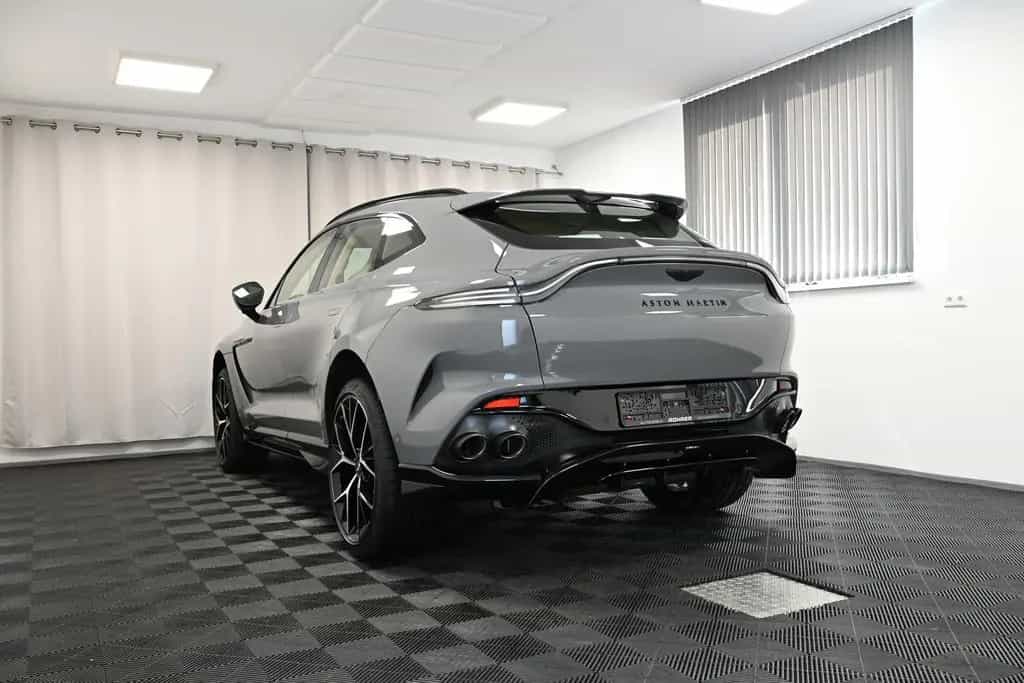 Aston Martin DBX 707 / China Grey / Sandstorm / 23 Zoll / New 04/2026-photo-15