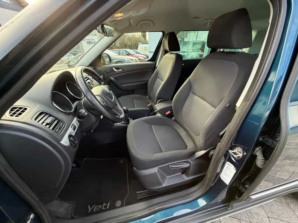 Skoda Yeti Ambition 2.0 TDI Plus Edition 4x4*AHK*Navi* 04/2013-photo-22