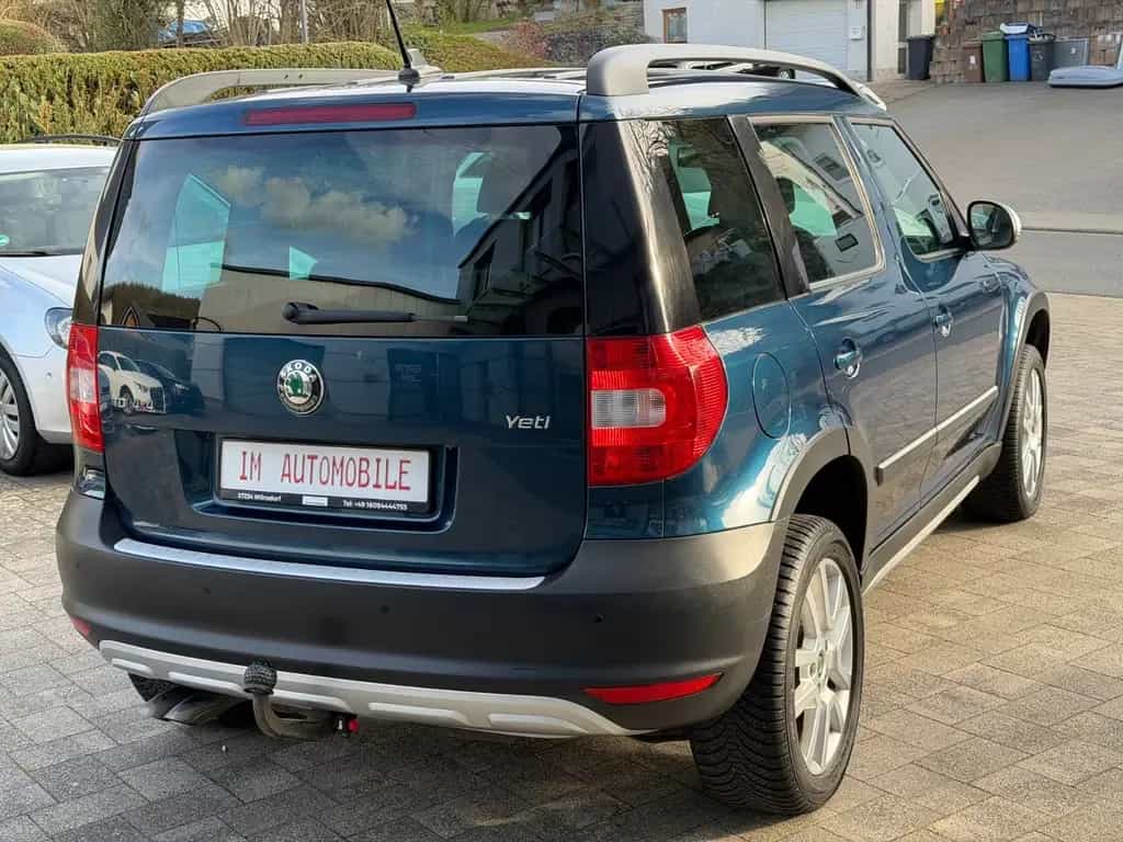 Skoda Yeti Ambition 2.0 TDI Plus Edition 4x4*AHK*Navi* 04/2013-photo-7