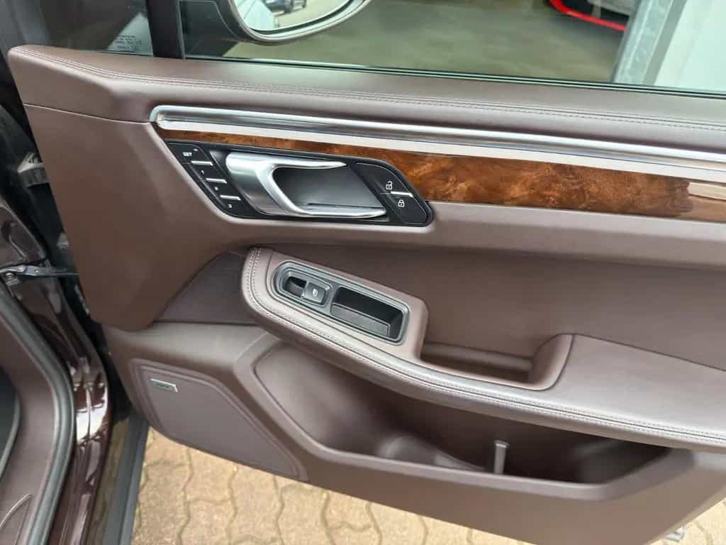 Porsche Macan PANORAMA/BOSE/20" TURBO RAD/SPORTAUSPUFF 04/2019-photo-23