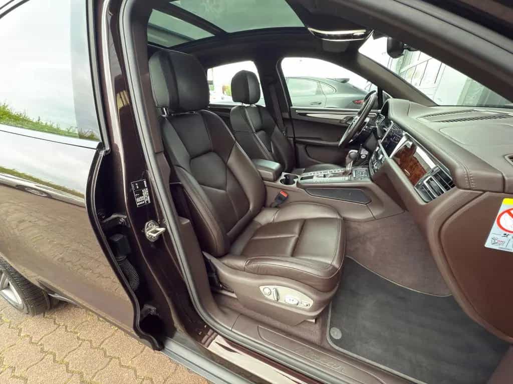 Porsche Macan PANORAMA/BOSE/20" TURBO RAD/SPORTAUSPUFF 04/2019-photo-24