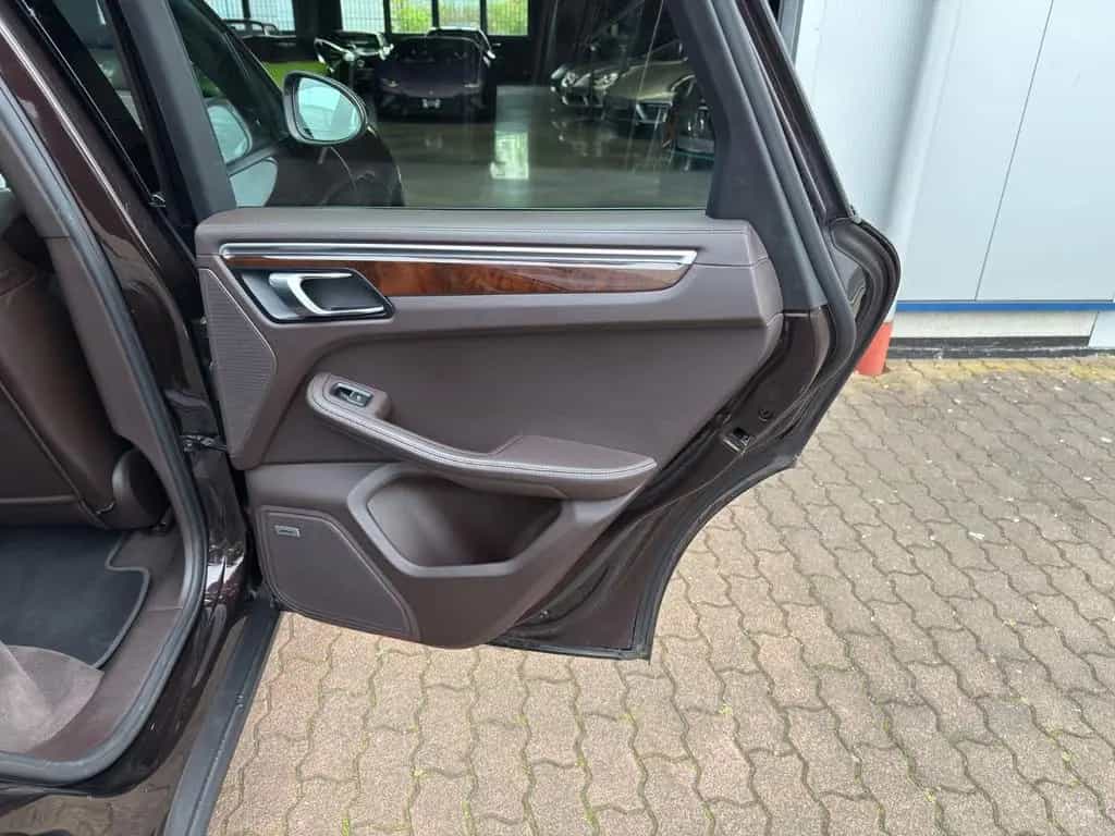 Porsche Macan PANORAMA/BOSE/20" TURBO RAD/SPORTAUSPUFF 04/2019-photo-28