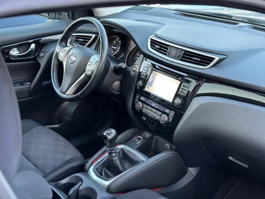 Nissan Qashqai 360° *PANORAMA*ASSISTENTEN*LED* 09/2015-photo-22