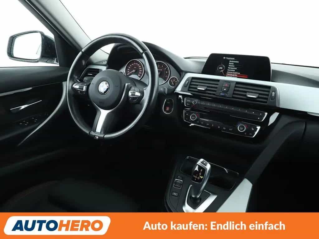 BMW 3 Series 320i Sport Line Aut.*NAVI*LED*HUD*ACC*PDC*SHZ* 03/2016-photo-12