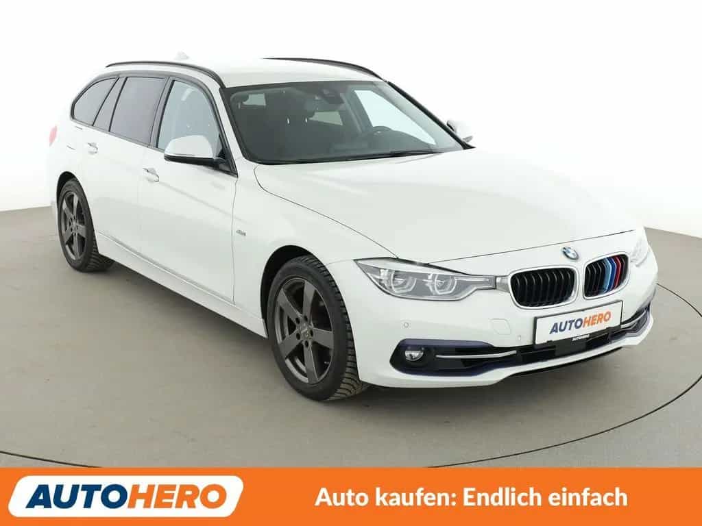 BMW 3 Series 320i Sport Line Aut.*NAVI*LED*HUD*ACC*PDC*SHZ* 03/2016-photo-7