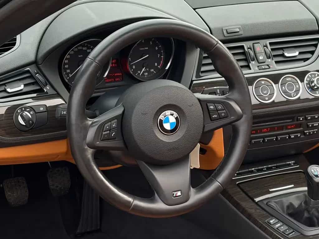 BMW Z4 Roadster sDrive 35i SHZ LHZ PDC HiFi Temp. 08/2013-photo-18
