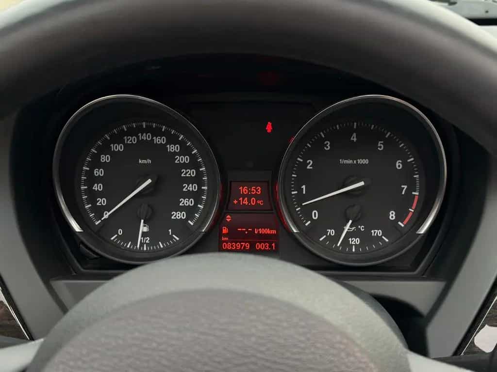 BMW Z4 Roadster sDrive 35i SHZ LHZ PDC HiFi Temp. 08/2013-photo-24