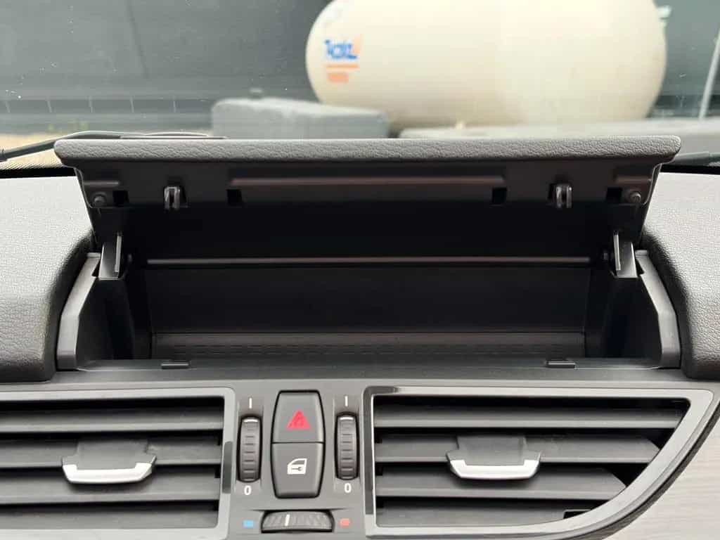 BMW Z4 Roadster sDrive 35i SHZ LHZ PDC HiFi Temp. 08/2013-photo-28