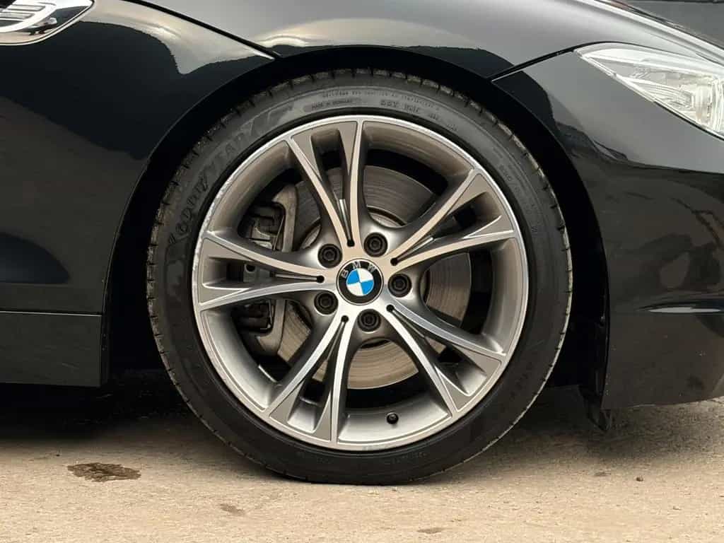 BMW Z4 Roadster sDrive 35i SHZ LHZ PDC HiFi Temp. 08/2013-photo-40