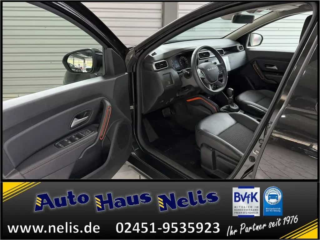 Dacia Duster 1.3 TCe 150 Extreme AHK NaviTouch RFCam A 06/2023-photo-7