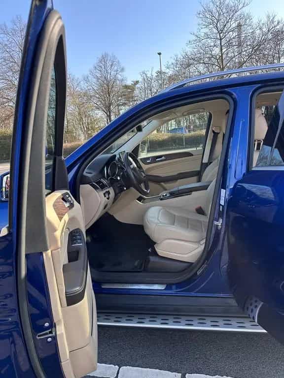 Mercedes-Benz GLE-Class 400 4MATIC - 12/2017-photo-7