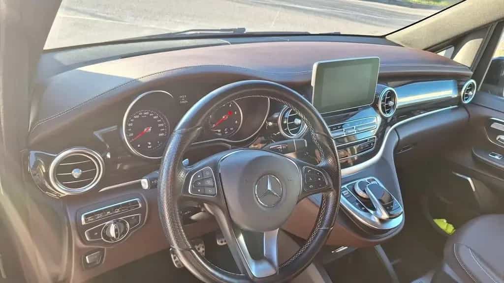 Mercedes-Benz V-Class 250 d AVANTGARDE lang 04/2016-photo-4