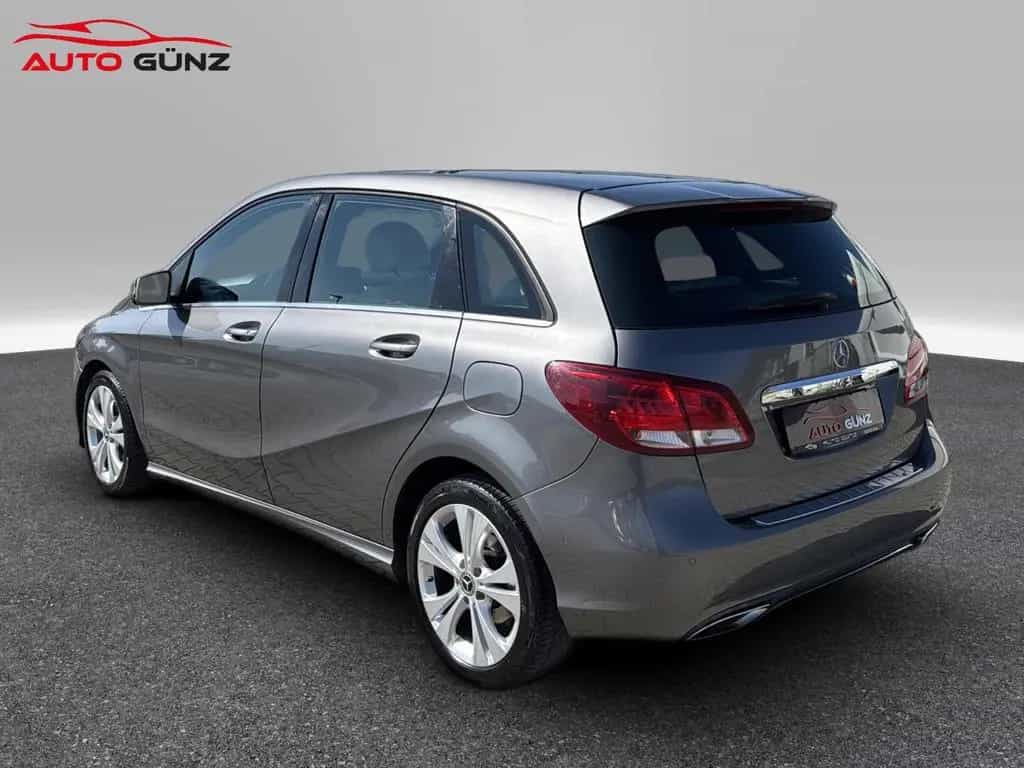 Mercedes-Benz B-Class 180 Urban *Navi-AHK-SHZ* 10/2017-photo-6