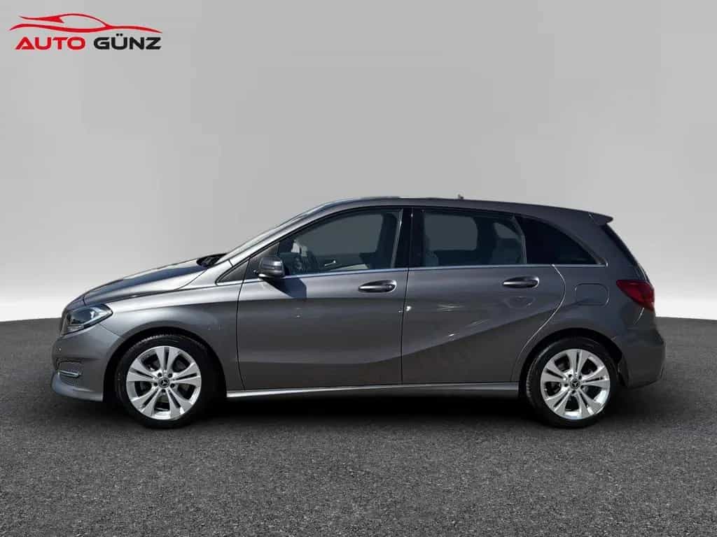 Mercedes-Benz B-Class 180 Urban *Navi-AHK-SHZ* 10/2017-photo-8