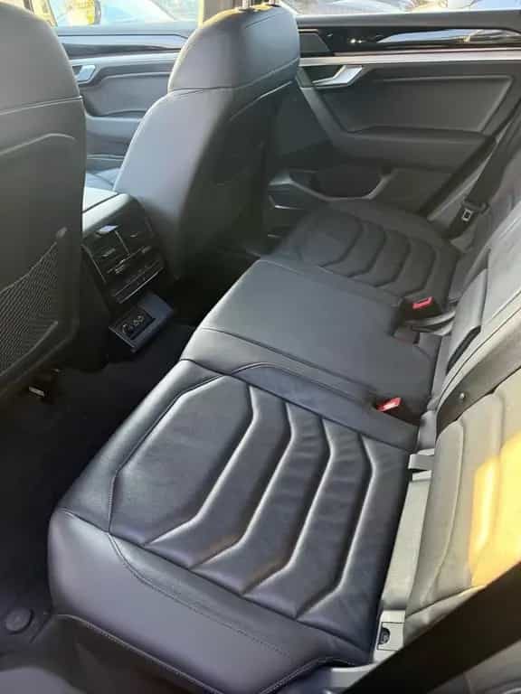 Volkswagen Touareg 3.0 V6 TDI 170kW 4MOT Tiptr. Elegance 08/2020-photo-5