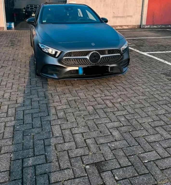 Mercedes-Benz A-Class Benz A Klasse 220 Amg line 04/2019-photo-1