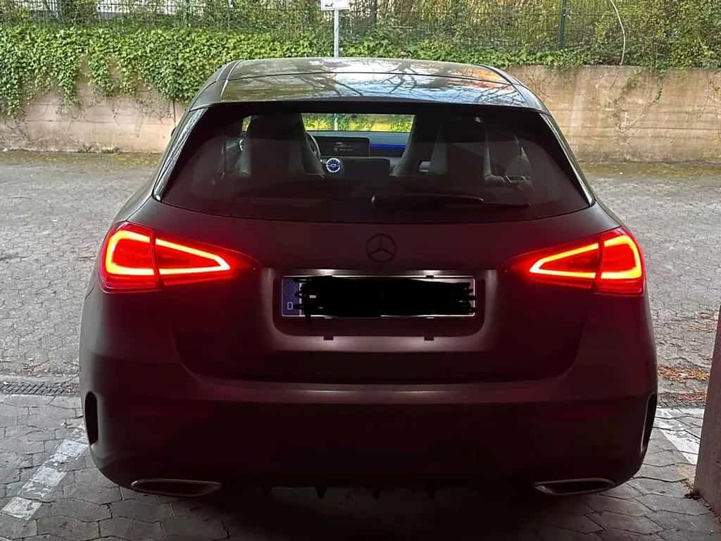 Mercedes-Benz A-Class Benz A Klasse 220 Amg line 04/2019-photo-3