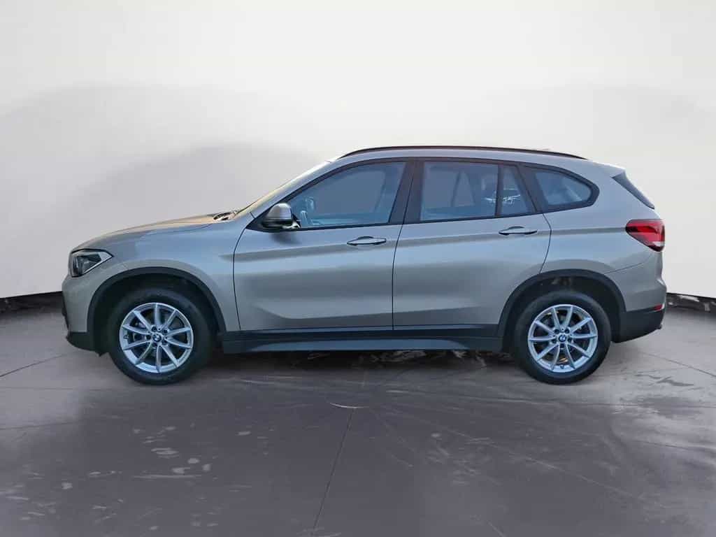 BMW X1 sDrive18i Advantage Klimaaut. AHK PDC 12/2021-photo-12