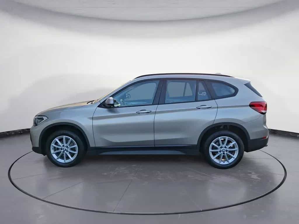 BMW X1 sDrive18i Advantage Klimaaut. AHK PDC 12/2021-photo-2