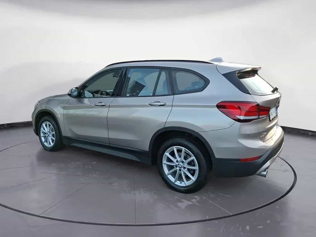 BMW X1 sDrive18i Advantage Klimaaut. AHK PDC 12/2021-photo-3