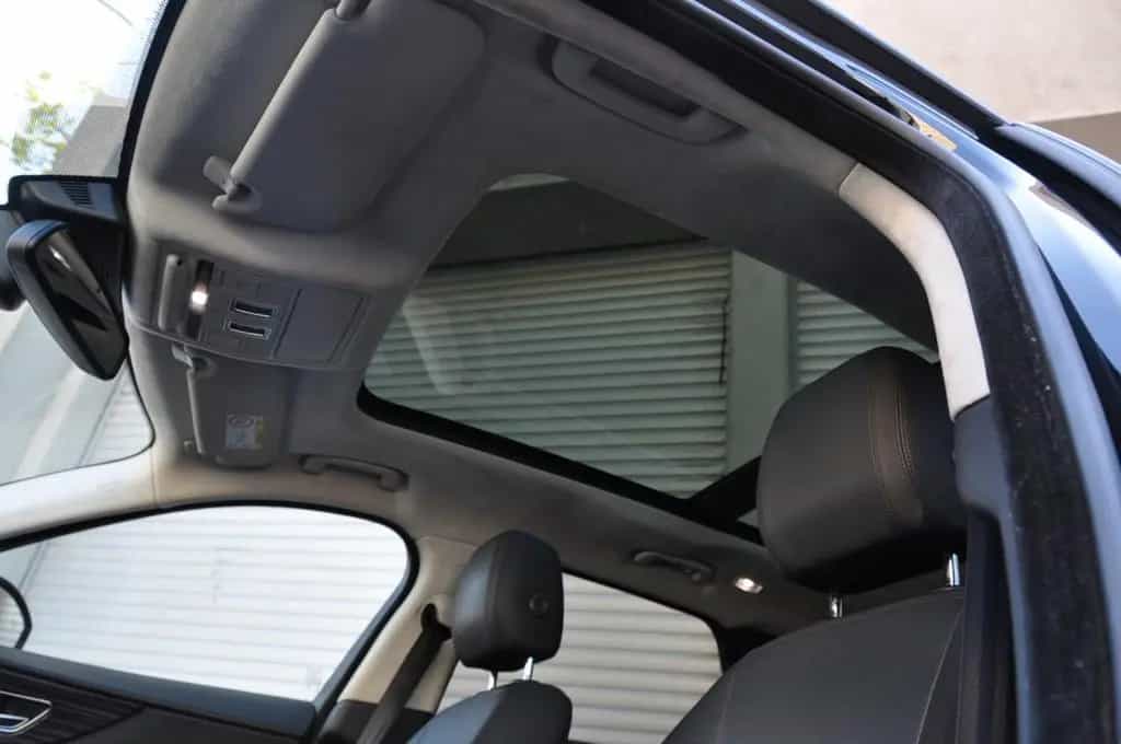 Jaguar F-Pace Portfolio AWD Leder Panorama LED 05/2017-photo-17