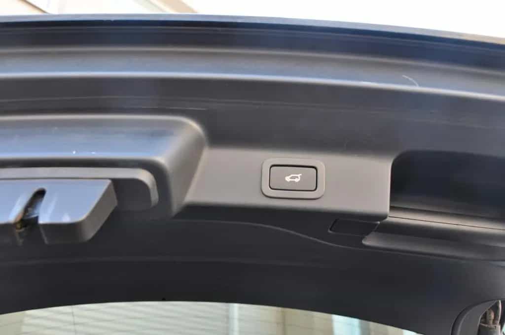 Jaguar F-Pace Portfolio AWD Leder Panorama LED 05/2017-photo-24