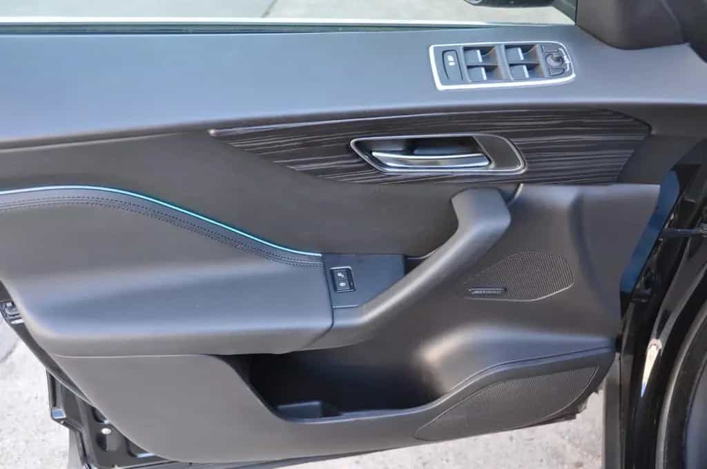 Jaguar F-Pace Portfolio AWD Leder Panorama LED 05/2017-photo-4