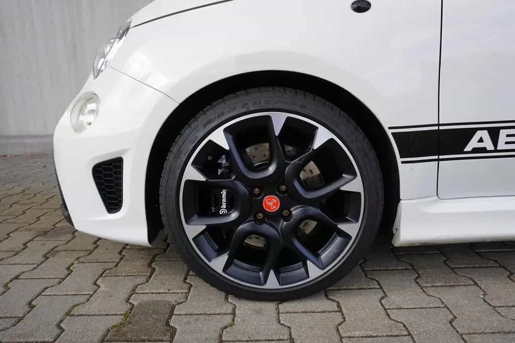 Abarth 595 Competizione Navi Beats Brembo ab 195,-Mtl 11/2018-photo-3