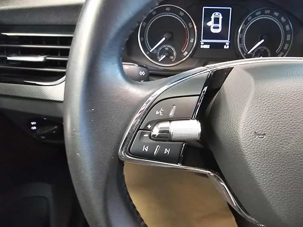 Skoda Scala Ambition App-Connect,Kamera,Sitzheizung 01/2021-photo-19