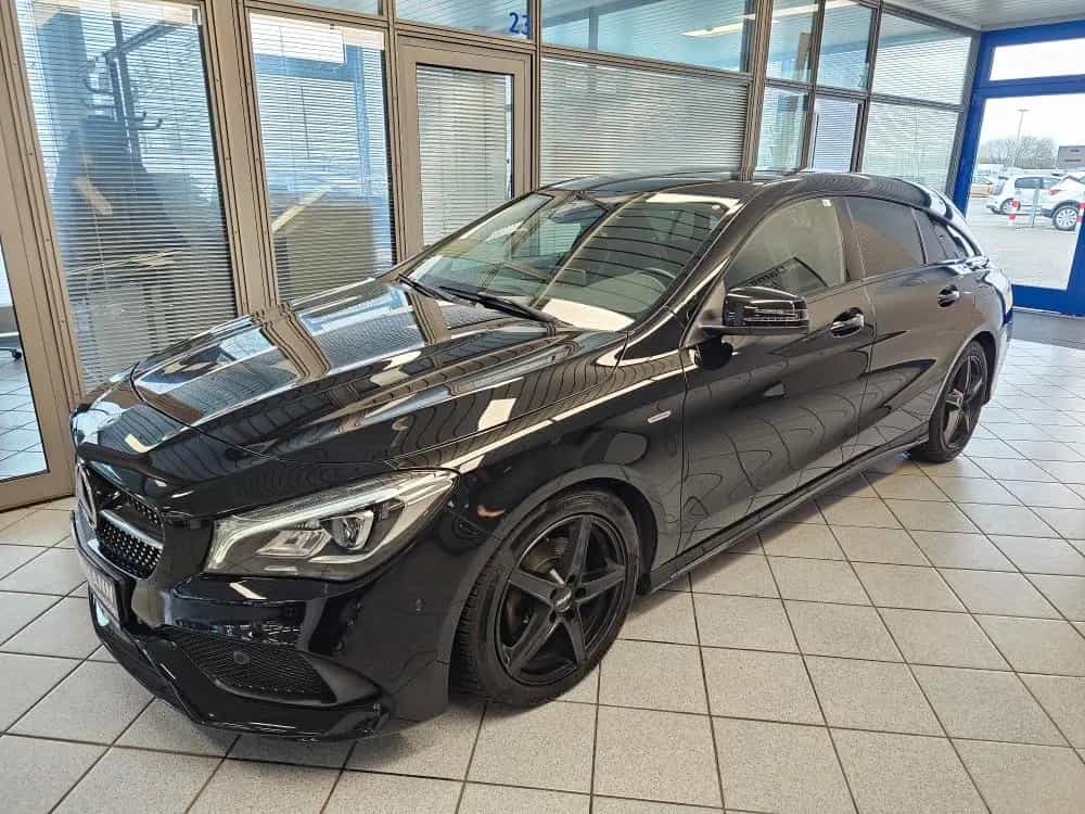 Mercedes-Benz CLA 180 Shooting Brake Urban LED,Sitzheizung,PDC 02/2019-photo-1