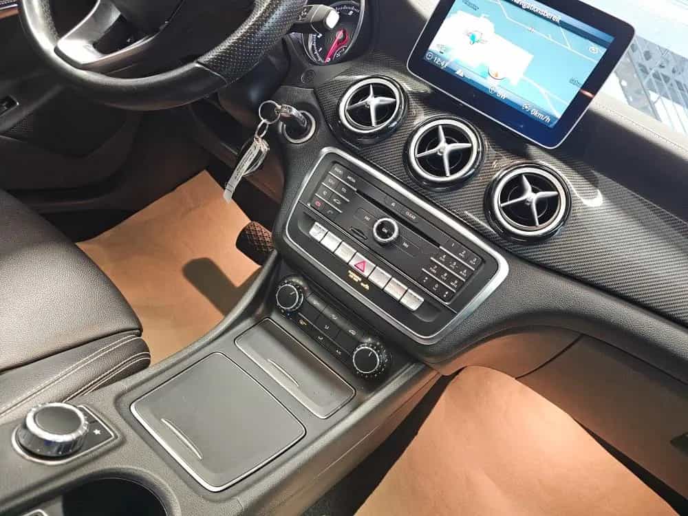 Mercedes-Benz CLA 180 Shooting Brake Urban LED,Sitzheizung,PDC 02/2019-photo-11