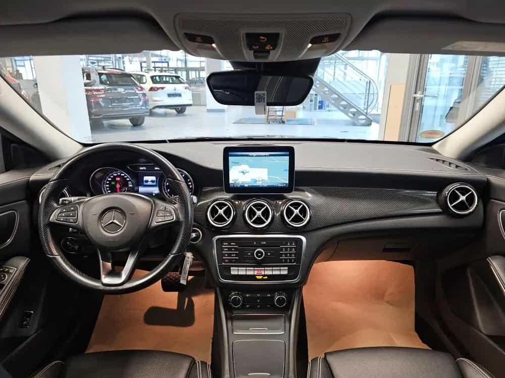 Mercedes-Benz CLA 180 Shooting Brake Urban LED,Sitzheizung,PDC 02/2019-photo-9
