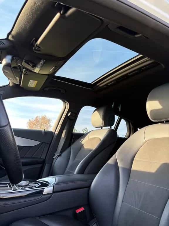 Mercedes-Benz GLC-Class 300 4MATIC AMG Line Coupé Autom. 08/2017-photo-10