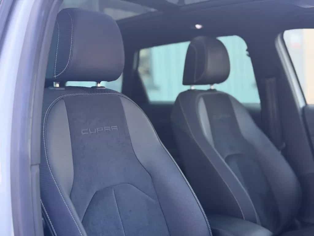 Seat Leon ST Cupra 300 4Drive DSG Pano 19" 10/2017-photo-13