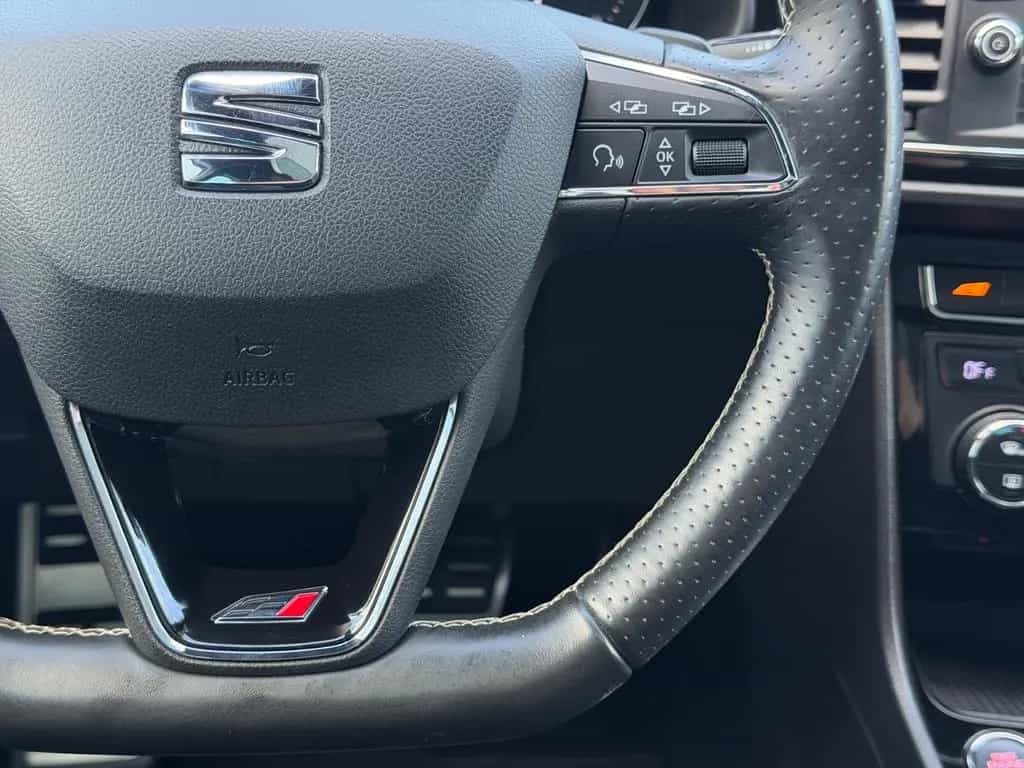Seat Leon ST Cupra 300 4Drive DSG Pano 19" 10/2017-photo-20