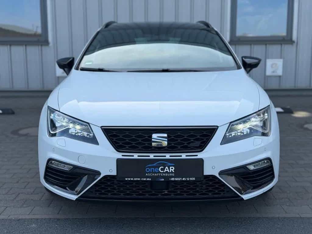 Seat Leon ST Cupra 300 4Drive DSG Pano 19" 10/2017-photo-4
