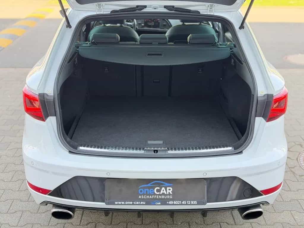 Seat Leon ST Cupra 300 4Drive DSG Pano 19" 10/2017-photo-45