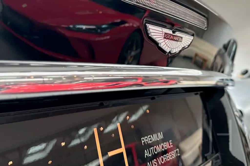 Aston Martin DBS 6.0 Carbon Black Touchtronic 04/2010-photo-11