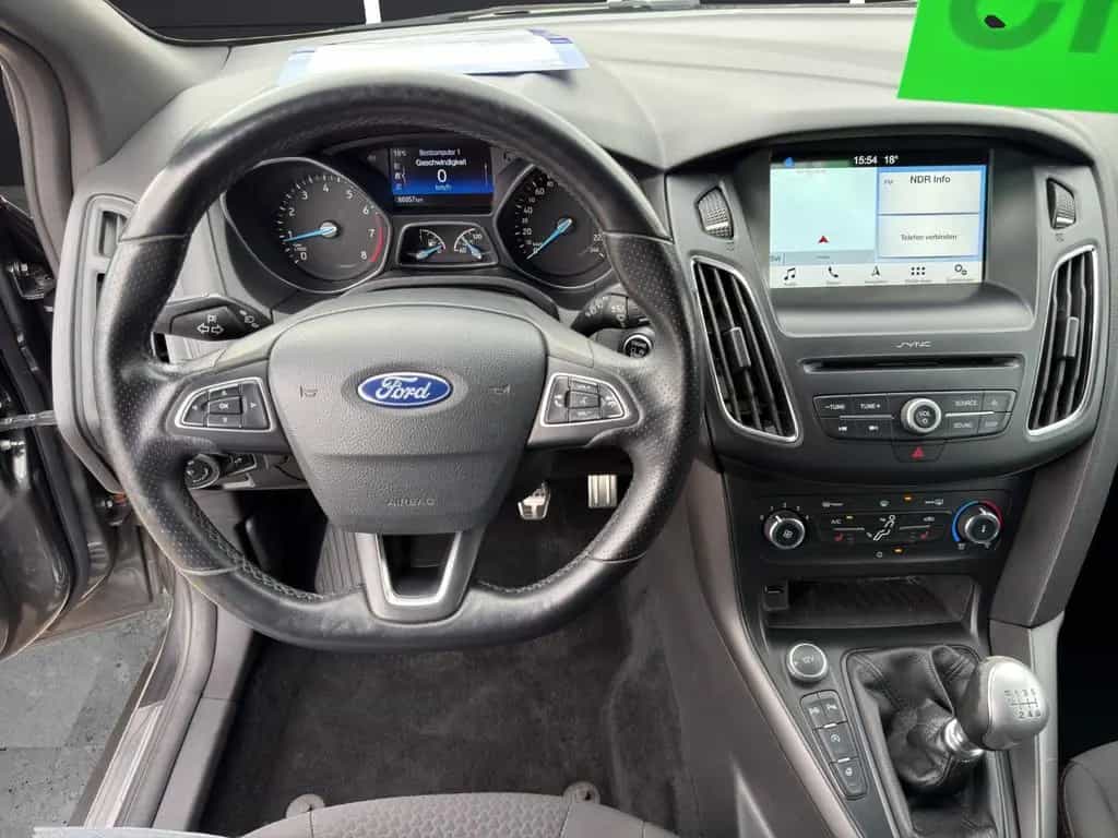 Ford Focus Turnier ST-Line NAVI|SITZHEIZUNG|PDC|EU6 05/2018-photo-11