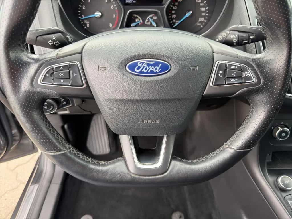 Ford Focus Turnier ST-Line NAVI|SITZHEIZUNG|PDC|EU6 05/2018-photo-12
