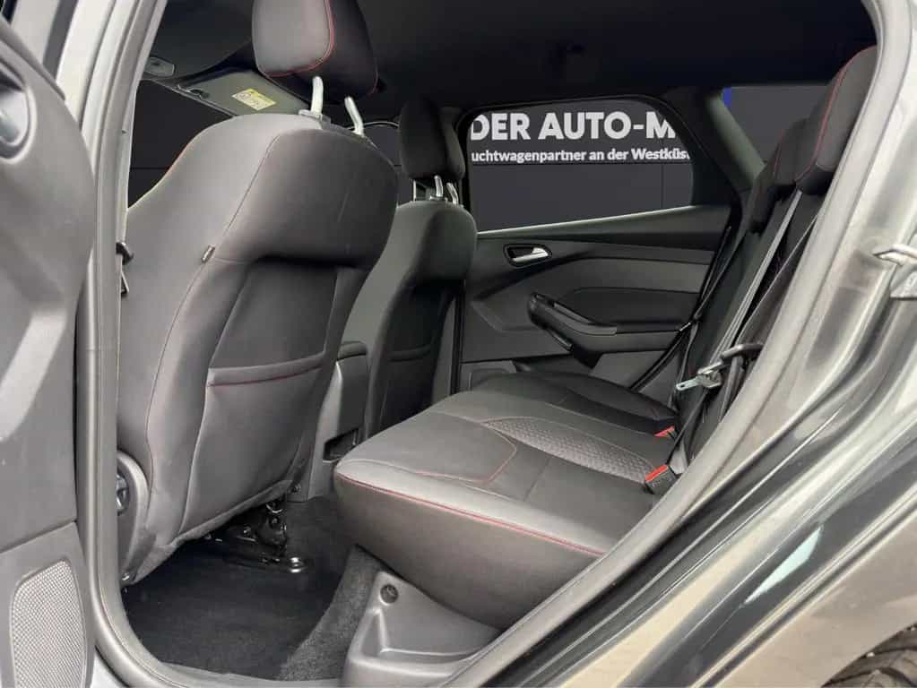 Ford Focus Turnier ST-Line NAVI|SITZHEIZUNG|PDC|EU6 05/2018-photo-20