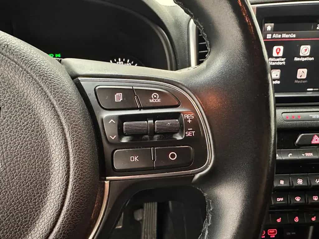 Kia Sportage Dream Team+SITZH.+KAMERA+LEDER+DAB+AAC 11/2017-photo-18