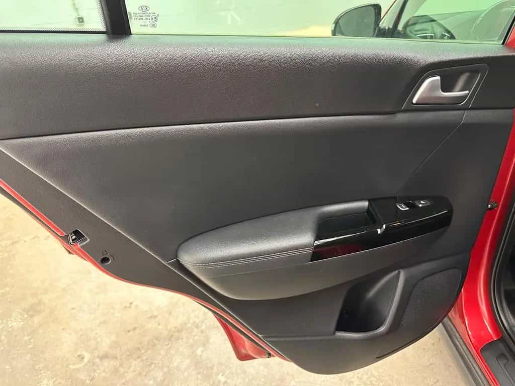 Kia Sportage Dream Team+SITZH.+KAMERA+LEDER+DAB+AAC 11/2017-photo-31