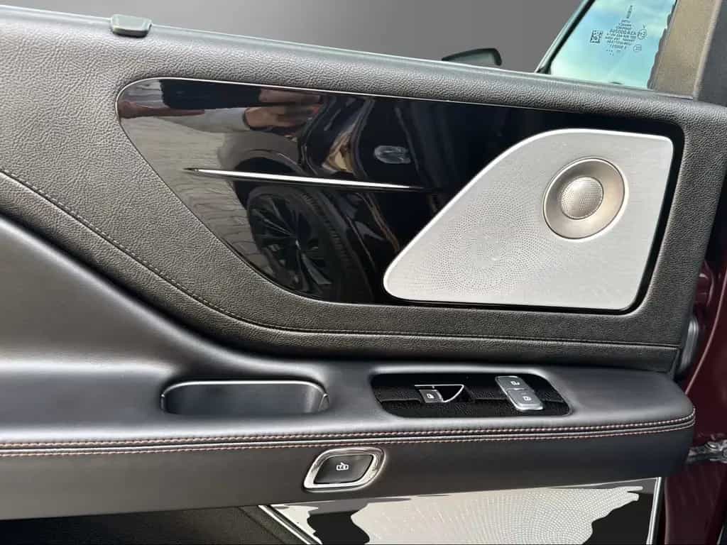 Lincoln Aviator AWD,360°,HUD,Pano,ACC,Luft,CarPlay 04/2025-photo-32
